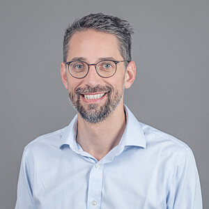 Riepl_Jan_InternationalBusiness Ich beantworte Ihre Fragen, damit Sie sich mit Ihrem Unternehmen aus Norddeutschland, dem Vereinigten Königreich, Irland, Benelux, Skandinavien, Afrika oder Ozeanien in Wien ansiedeln können.