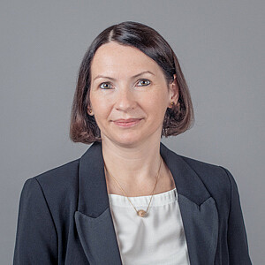 Salzl_Helga_Recht Als Juristin bin ich mit der Betreuung, Beratung und Unterstützung rechtlicher Themen und Aufgaben befasst und bin die Ansprechpartnerin für vergaberechtliche Fragestellungen.