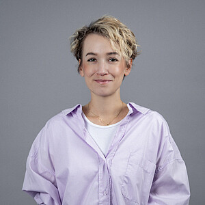 Als Förderexpertin im Bereich Kreativwirtschaft und Medien betreue ich Projekte von der Einreichung über die Beurteilung und Projektbegleitung bis zum Projektabschluss